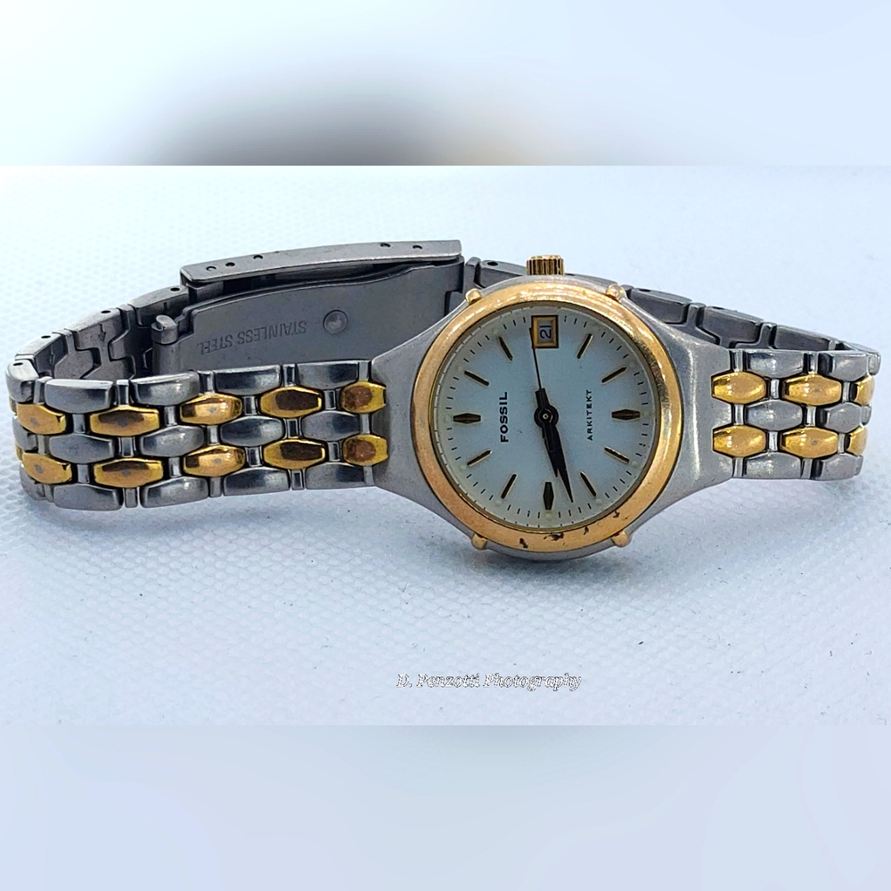 FOSSIL watch - Picture 15 of 16